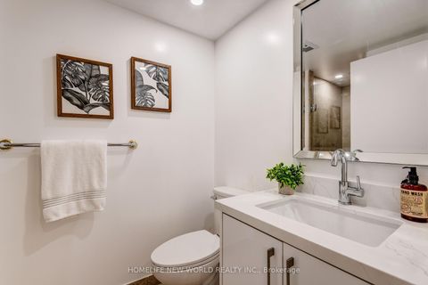Photo 3 at 903 - 208 Queens Quay W, Waterfront Communities C1, Toronto