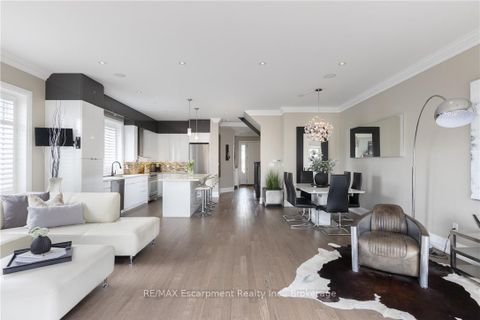 Photo 11 at 82 Brant Street, CO Central, Oakville