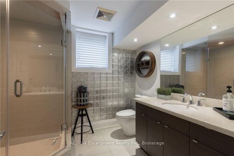Photo 28 at 82 Brant Street, CO Central, Oakville
