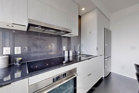Photo 10 at 3903 - 1 Bloor Street E, Yonge Corridor, Toronto