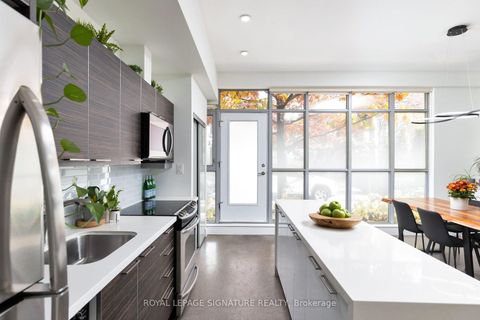 Photo 12 at 101 - 52 Sumach Street, Moss Park, Toronto
