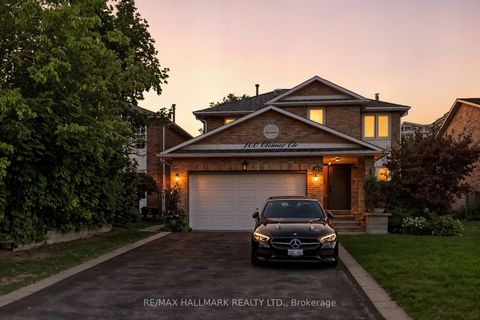 Photo 1 at 100 Eleanor Circle, South Richvale, Richmond Hill