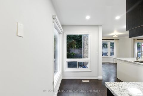Photo 16 at 100 Eleanor Circle, South Richvale, Richmond Hill