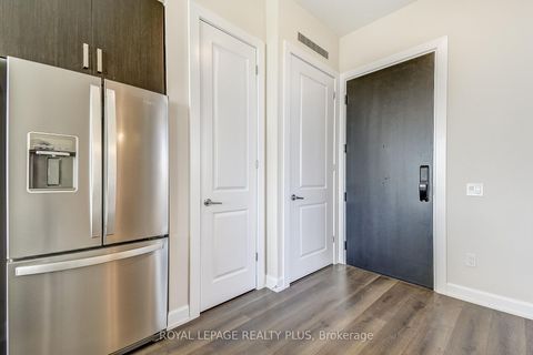 Photo 4 at 2202 - 3220 William Coltson Avenue, JM Joshua Meadows, Oakville
