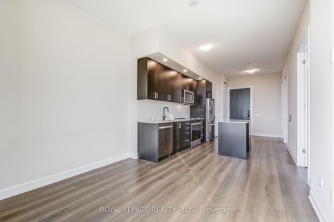 Photo 14 at 2202 - 3220 William Coltson Avenue, JM Joshua Meadows, Oakville
