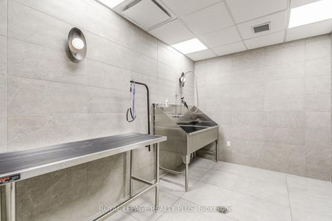 Photo 31 at 2202 - 3220 William Coltson Avenue, JM Joshua Meadows, Oakville