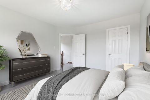 Photo 9 at 1478 Lawrence Avenue W, Maple Leaf, Toronto