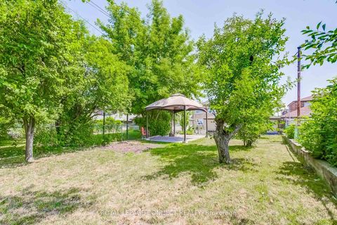 Photo 20 at 1478 Lawrence Avenue W, Maple Leaf, Toronto