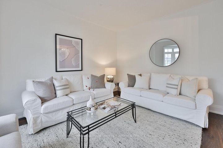 Photo 5 at 958 Irish Moss Road, Meadowvale Village, Mississauga