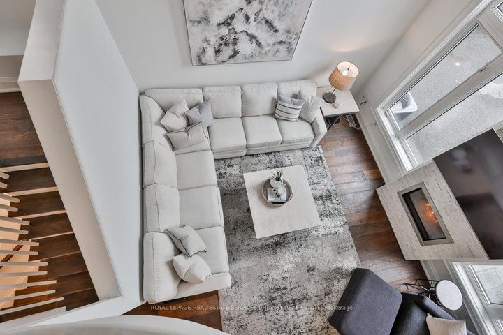 Photo 15 at 958 Irish Moss Road, Meadowvale Village, Mississauga