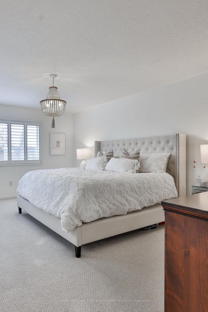 Photo 18 at 958 Irish Moss Road, Meadowvale Village, Mississauga