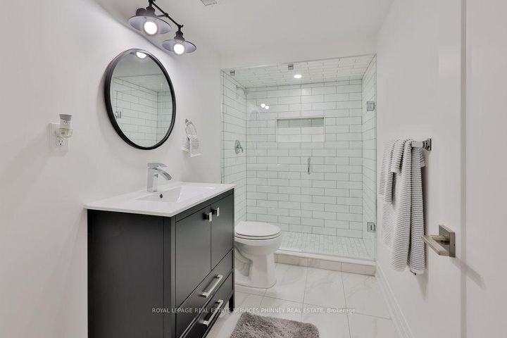 Photo 33 at 958 Irish Moss Road, Meadowvale Village, Mississauga