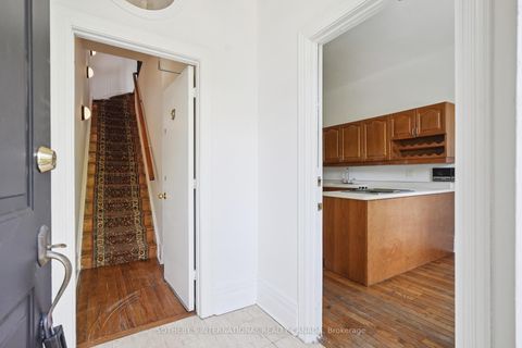 Photo 2 at 425A Sackville Street, South St. James Town, Toronto