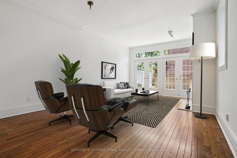 Photo 7 at 425A Sackville Street, South St. James Town, Toronto