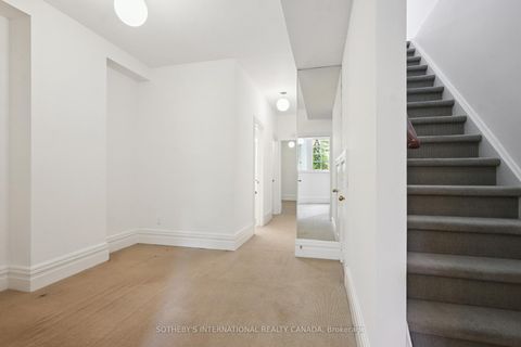 Photo 13 at 425A Sackville Street, South St. James Town, Toronto