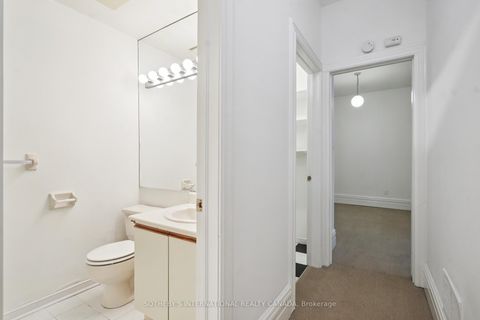 Photo 15 at 425A Sackville Street, South St. James Town, Toronto