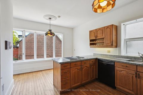 Photo 32 at 425A Sackville Street, South St. James Town, Toronto