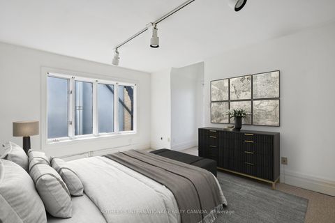 Photo 38 at 425A Sackville Street, South St. James Town, Toronto