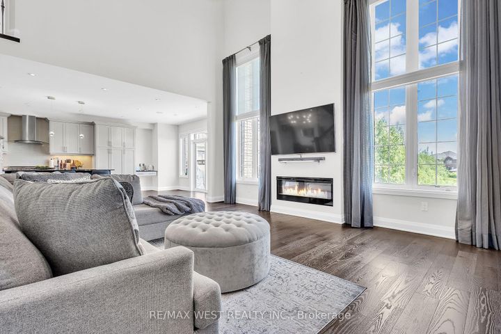 Photo 7 at 41 Pelee Avenue, Kleinburg, Vaughan