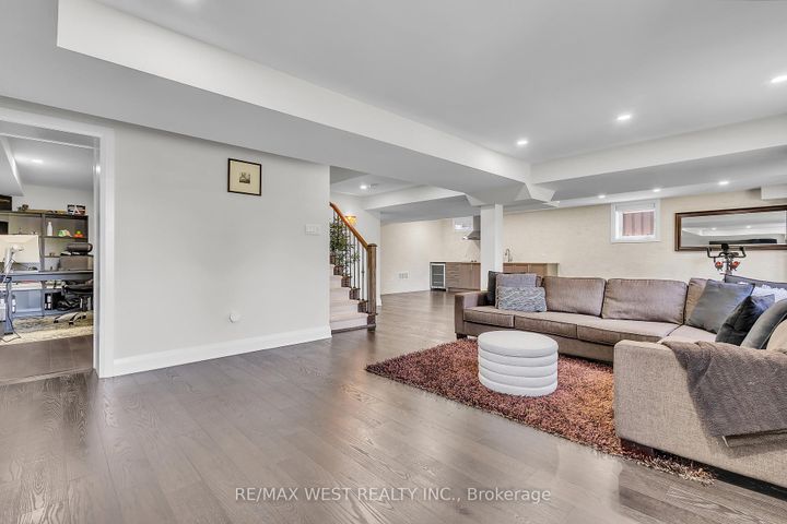 Photo 29 at 41 Pelee Avenue, Kleinburg, Vaughan