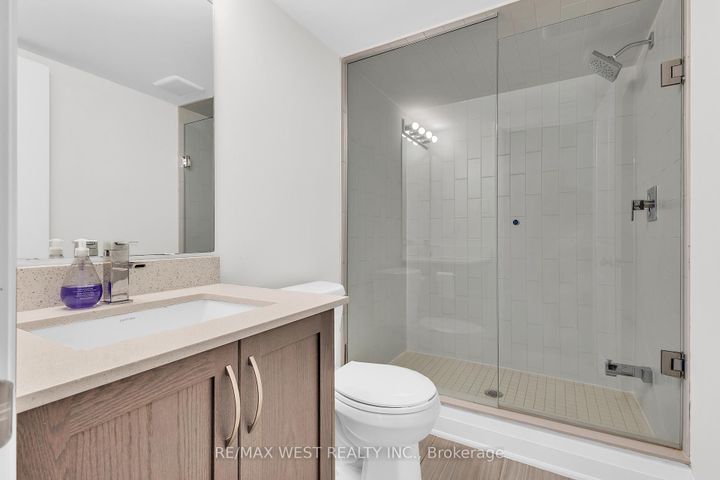Photo 34 at 41 Pelee Avenue, Kleinburg, Vaughan