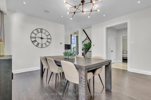 Photo 5 at 41 Pelee Avenue, Kleinburg, Vaughan