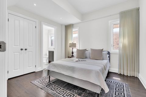 Photo 14 at 41 Pelee Avenue, Kleinburg, Vaughan