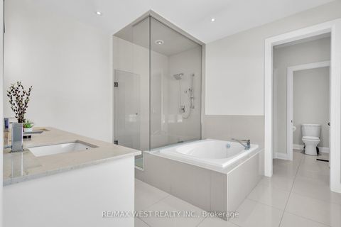 Photo 21 at 41 Pelee Avenue, Kleinburg, Vaughan