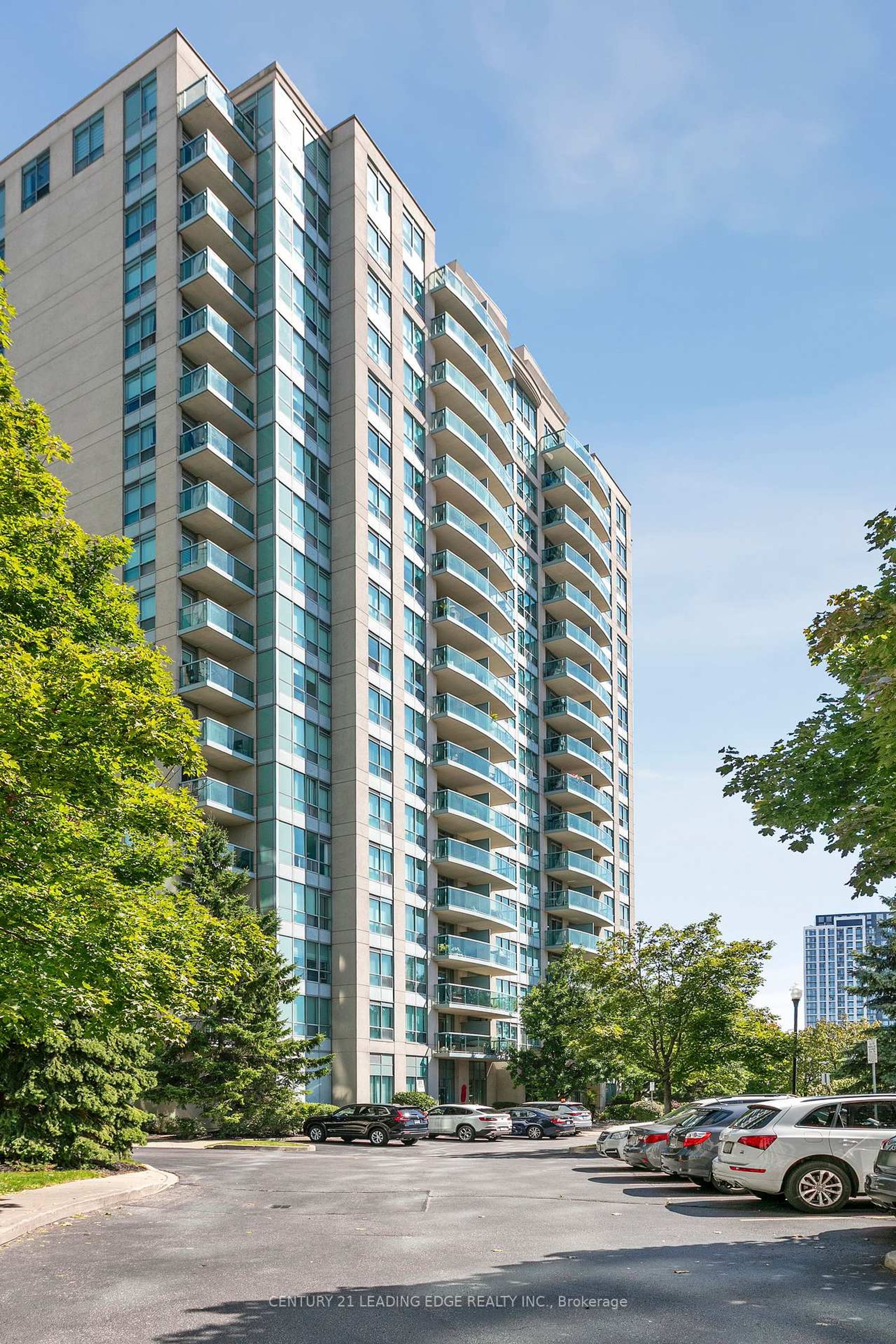 1111 - 2545 Erin Centre Boulevard, Central Erin Mills, Mississauga by Loree Meneguzzi Real Estate 1111 - 2545 Erin Centre Boulevard, Central Erin Mills, Mississauga