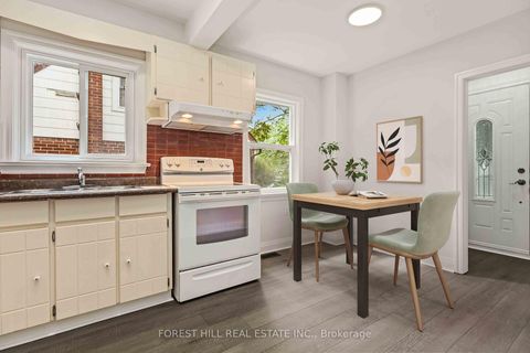 Photo 3 at 23 Kingswell Crescent, Birchmount, Toronto