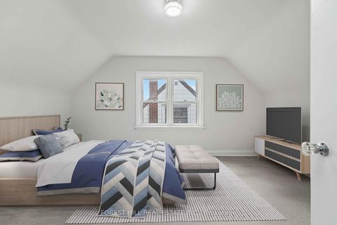 Photo 5 at 23 Kingswell Crescent, Birchmount, Toronto