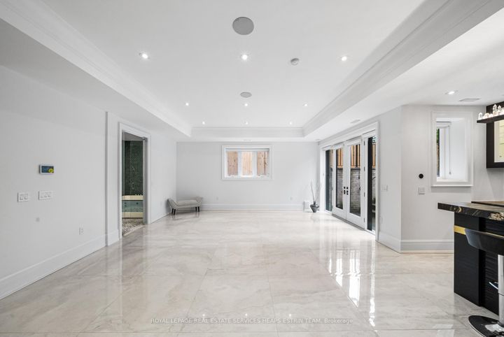 Photo 37 at 148 Munro Boulevard, Windfields, Toronto