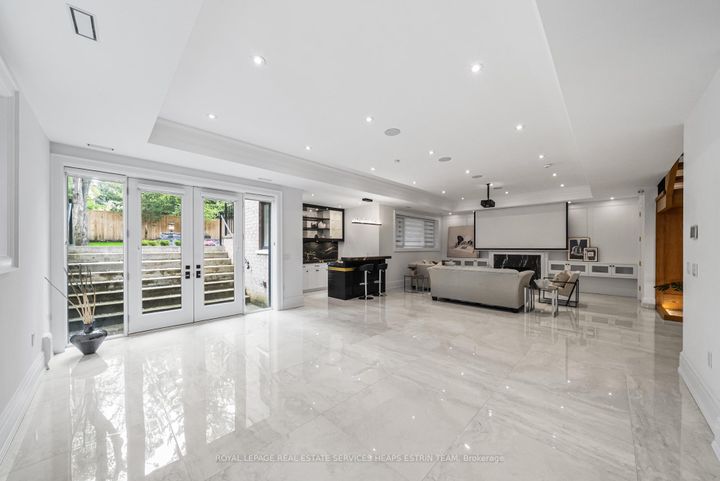 Photo 38 at 148 Munro Boulevard, Windfields, Toronto
