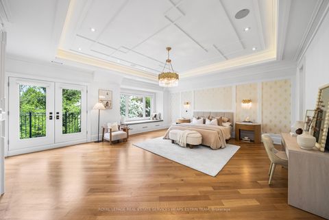 Photo 18 at 148 Munro Boulevard, Windfields, Toronto