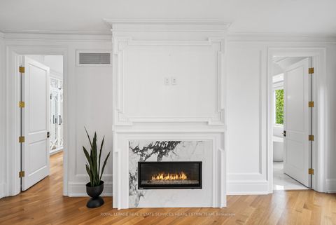 Photo 21 at 148 Munro Boulevard, Windfields, Toronto