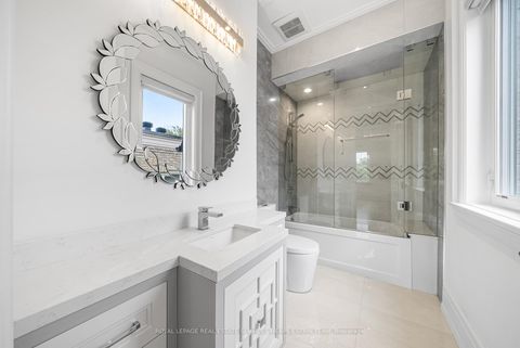 Photo 28 at 148 Munro Boulevard, Windfields, Toronto