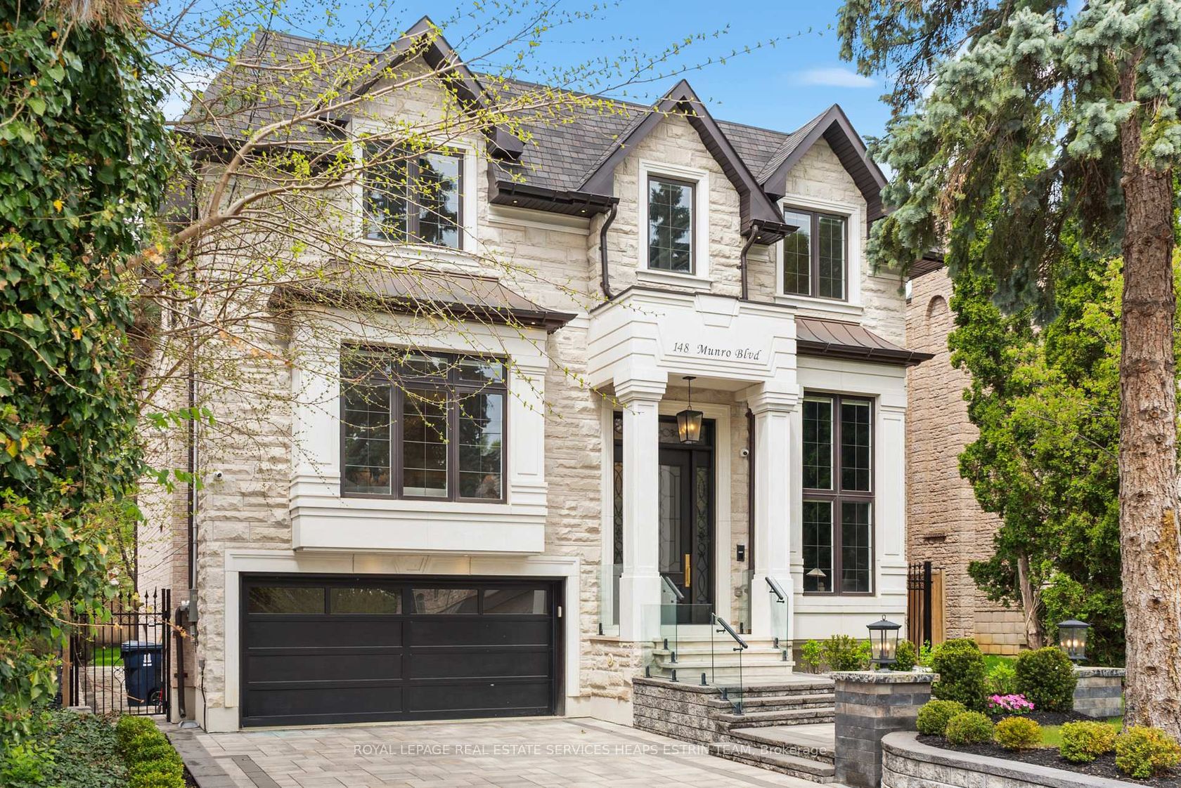 148 Munro Boulevard, Windfields, Toronto 