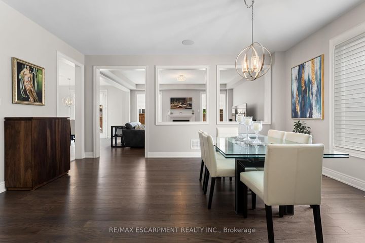 Photo 6 at 129 Fingland Crescent, Waterdown, Hamilton