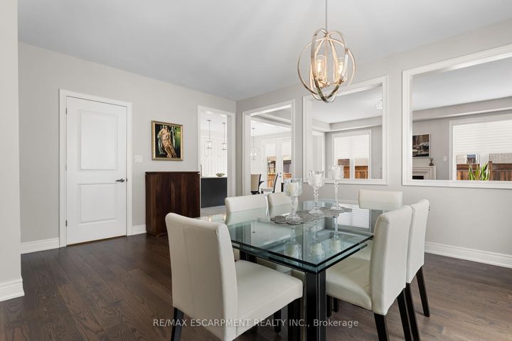 Photo 7 at 129 Fingland Crescent, Waterdown, Hamilton