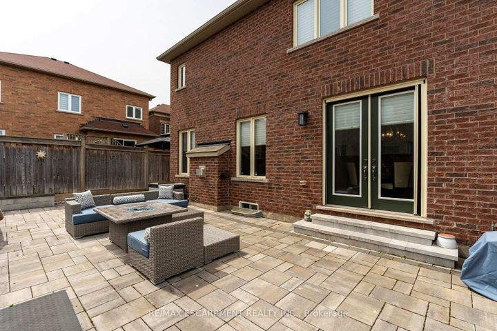 Photo 39 at 129 Fingland Crescent, Waterdown, Hamilton