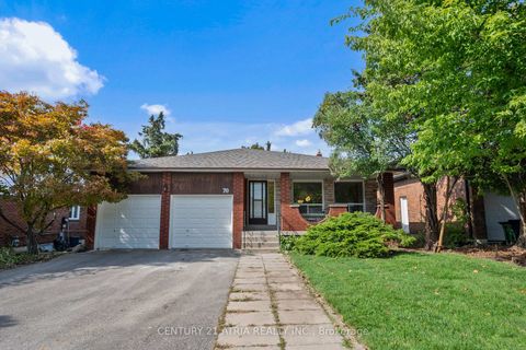 Photo 3 at 70 Ernest Avenue, Pleasant View, Toronto