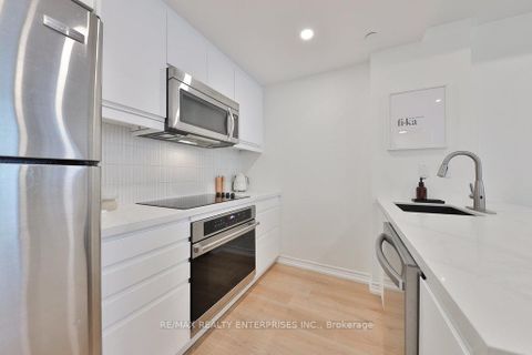 Photo 7 at 71 - 130 Twenty Fourth Street, Long Branch, Toronto