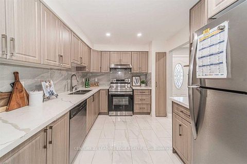 Photo 2 at 18 Tambrook Drive, L'Amoreaux, Toronto
