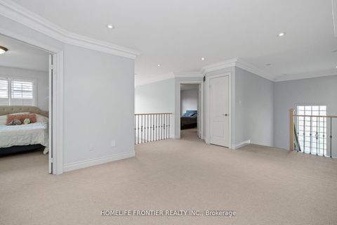 Photo 25 at 161 Lawrie Road, Beverley Glen, Vaughan