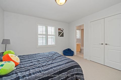 Photo 34 at 161 Lawrie Road, Beverley Glen, Vaughan