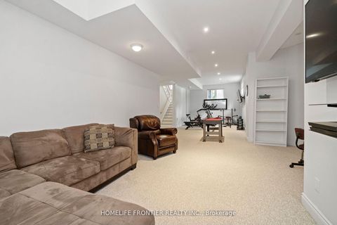 Photo 36 at 161 Lawrie Road, Beverley Glen, Vaughan