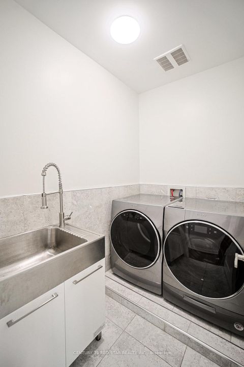 Photo 30 at 164 Elmhurst Drive, Kipling, Toronto