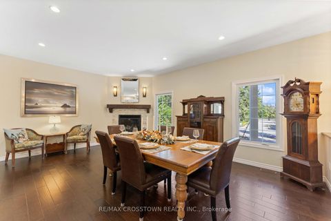 Photo 4 at 50 Chine Drive, Cliffcrest, Toronto