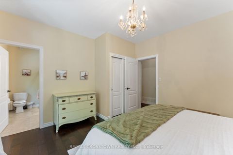 Photo 9 at 50 Chine Drive, Cliffcrest, Toronto