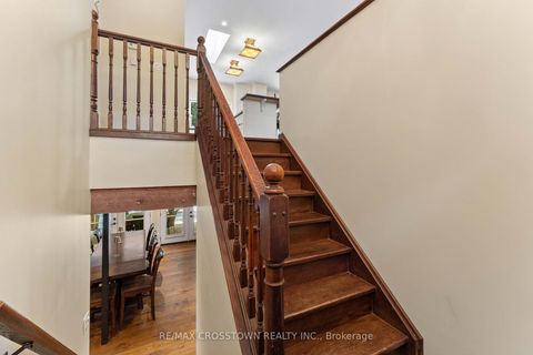 Photo 14 at 50 Chine Drive, Cliffcrest, Toronto